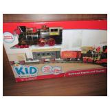 Kid Connections Railroad Cars and Tracks