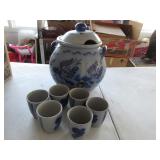 Teapot with 6) Cups