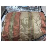 Comforter with Metallic Accents