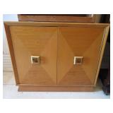 Roos Cedarette Cabinet