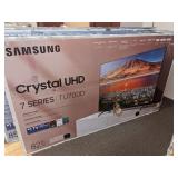 Samsung Crystal UHD 82' TV
