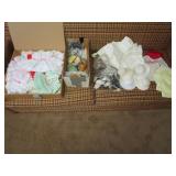 Doll Clothing, Accessories, Hats, Baskets, Shoes Doll Clothing, Accessories, Hats, Baskets, Shoes