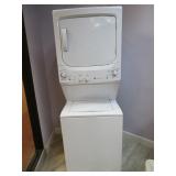 GE Washer/Dryer Laundry Center