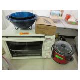 Counter Toaster Oven, Pastry Decorator, Small-