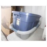 Plastic Tote with Lid, Laundry Basket