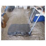 Rubbermaid Commercial Rolling Cart