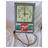 Vintage 7up Clock (Works)