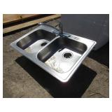 Dual Kitchen Sink with Faucet