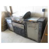 Outdoor Grill with Sink and Workstation*