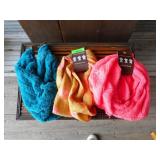 3) Memories Infinity Scarves