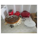 Charlie Brown Waffle Maker And Hot Dog Cooker,