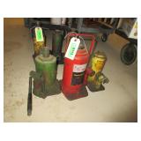 3) Hydraulic Jacks