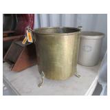 Empress International Metal Bucket