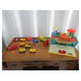 Fisher Price Play Family Airport, Toy Cars