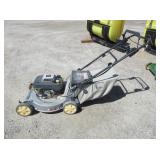 John Deere 14SB 21" Cut Push Mower With Grass