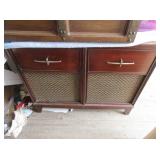 Stereophonic Radio in Cabinet, Sheet Music