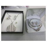 Necklace, Bracelet and Earrings Set,