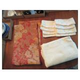 Cream Table Cloth with Cloth Napkins, Red/Gold