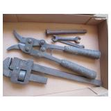Pipe Wrench, Pliers, Wrenches, Bolt