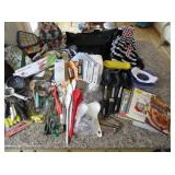 Pampered Chef Measuring Cup, Aprons, Ladels, Corn