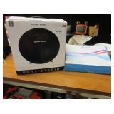 Wireless Speaker and Monitor