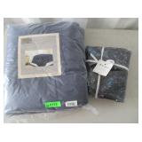 Twin Comforter, Window Panel