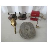 Feather Trimmer, Bull and Duck Decor,