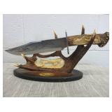 Wolf Carved Knife Holder with Knife