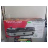 Frigidaire Triple Slow Cooker