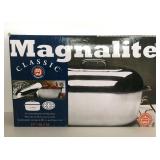 Magnalite 15" Classic Roaster Pan w/lid