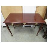 Entry Way Table With One Drawer (One Leg Loose)