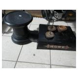 Vintage Howe Scale