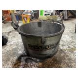 Rigid Oil Bucket
