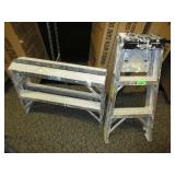2) Werner Step Ladders 2) Werner Step Ladders