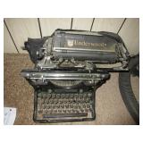 Antique Underwood Typewriter Antique Underwood Typewriter