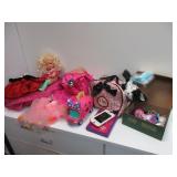 Tini Puppy Toy with Carrier, Polly Pocket Toys,