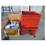 Worm Factory, Bedding, Containers