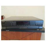 Technic Compact Disc Changer