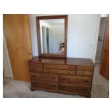 Dresser With Mirror