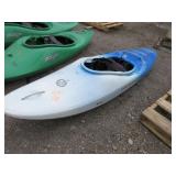 Jackson Fun Runner Whitewater Kayak