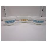 Pyrex Bowls