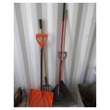 Snow Shovel, Rake, Spade Shovel, Pitchfork
