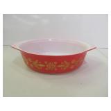 Pyrex Casserole "Gold Poinsettia" Print