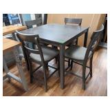 Bar Higth Table and Chairs