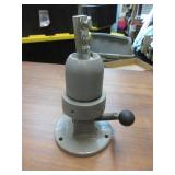 Wilton Pow-R-Arm 301