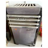 Thompson Plug in Heater