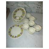 Dishware & Displays