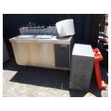 Restaurant Ice Cream And Topping Unit
