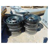 4) Black Rims