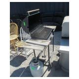 Char-Broil Grill w/ Propane Tank